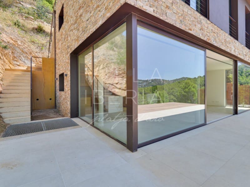 4 bedroom Villa for sale in Begur with garage - € 2,675,000 (Ref: 8452900)