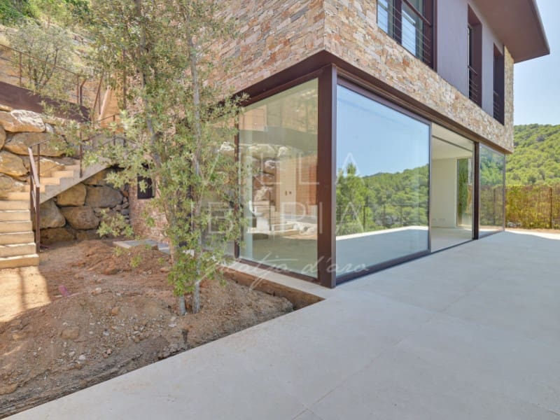 4 bedroom Villa for sale in Begur with garage - € 2,675,000 (Ref: 8452900)