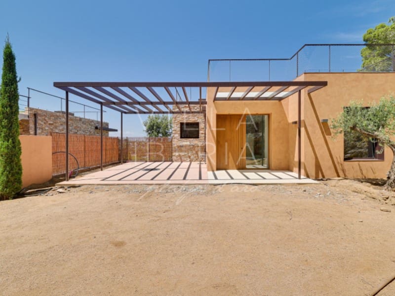 4 bedroom Villa for sale in Begur with garage - € 2,675,000 (Ref: 8452900)