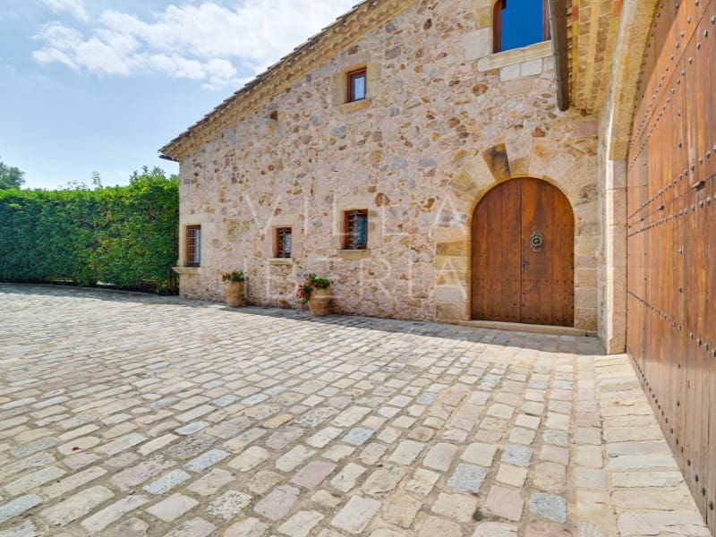 5 soveværelse Villa til salg i Sant Feliu de Guixols med garage - € 2.600.000 (Ref: 8530112)