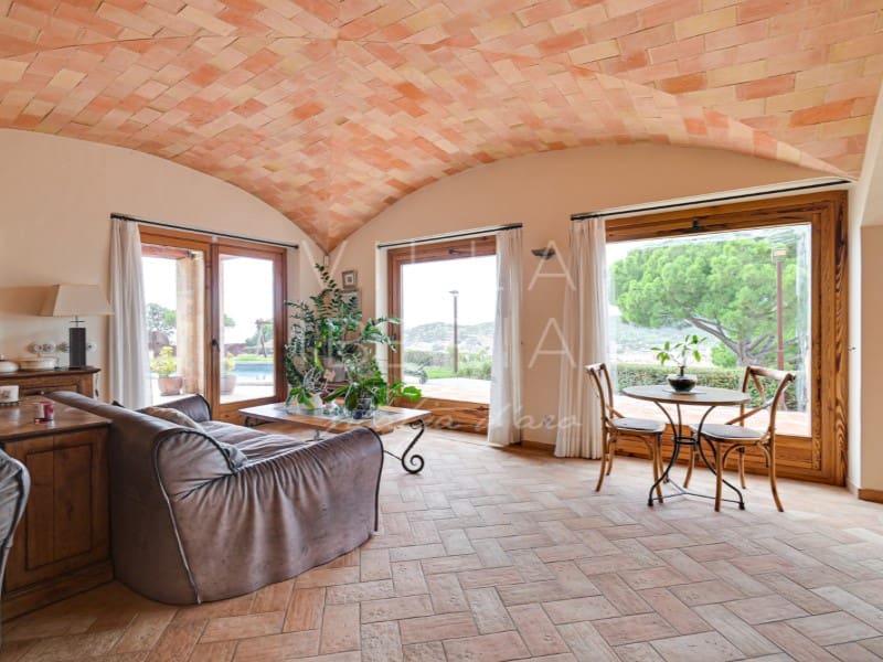 5 soveværelse Villa til salg i Sant Feliu de Guixols med garage - € 2.600.000 (Ref: 8530112)