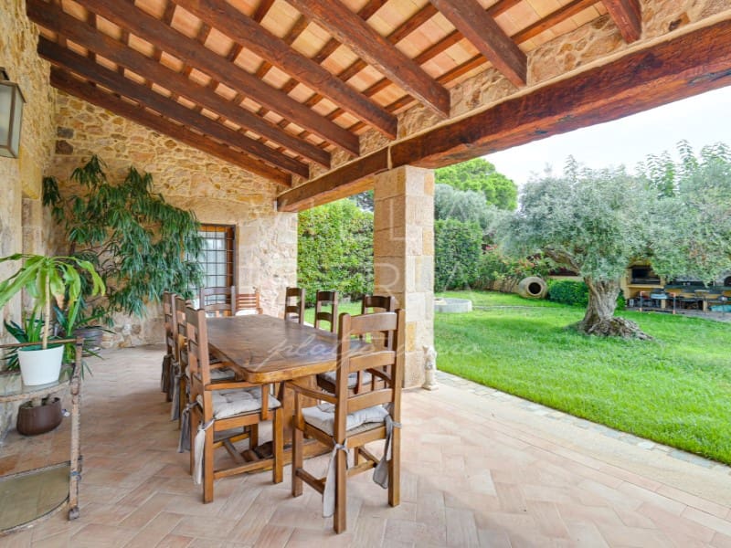 5 soveværelse Villa til salg i Sant Feliu de Guixols med garage - € 2.600.000 (Ref: 8530112)