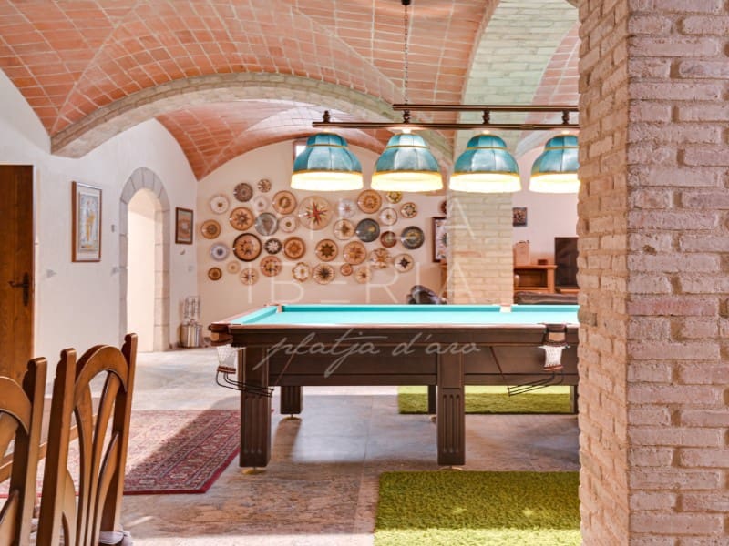 5 soveværelse Villa til salg i Sant Feliu de Guixols med garage - € 2.600.000 (Ref: 8530112)