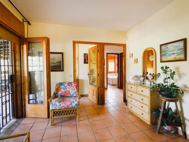 7 soveværelse Villa til salg i S'Agaro med swimmingpool garage - € 590.000 (Ref: 8602048)