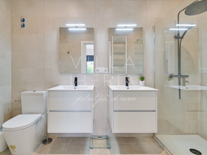 4 quarto Moradia para venda em Santa Cristina d'Aro com piscina - 647 500 € (Ref: 8658638)