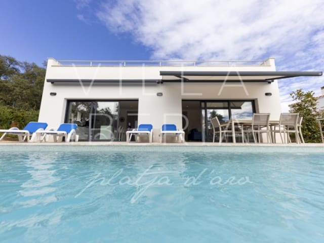 4 slaapkamer Villa te koop in Santa Cristina d'Aro met zwembad - € 647.500 (Ref: 8658638)