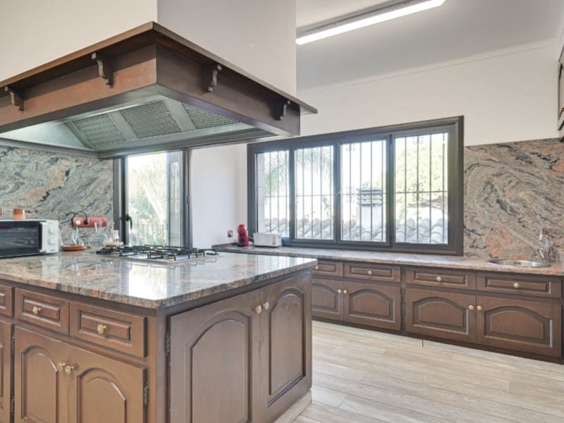 Villa for sale in Sant Feliu de Guixols with pool garage - € 1,575,000 (Ref: 8694225)