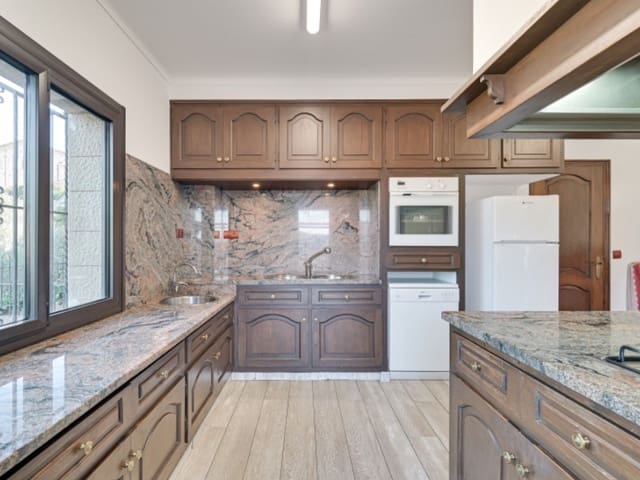 Villa in vendita in Sant Feliu de Guíxols con piscina garage - 1.575.000 € (Rif: 8694225)