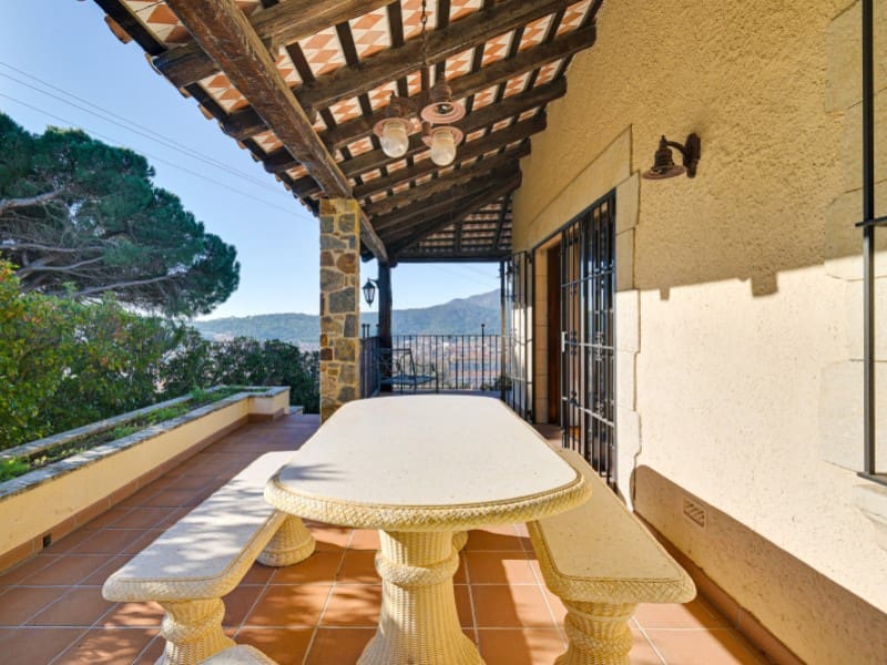 Villa for sale in Sant Feliu de Guixols with pool garage - € 1,575,000 (Ref: 8694225)