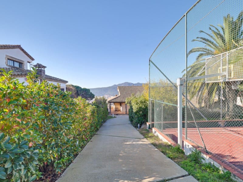 Villa for sale in Sant Feliu de Guixols with pool garage - € 1,575,000 (Ref: 8694225)