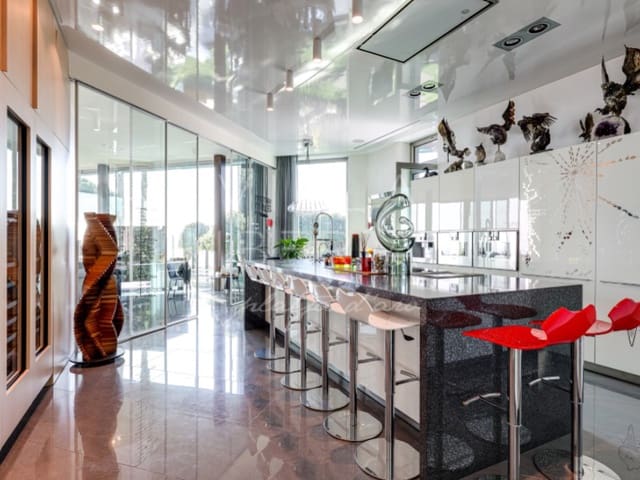 7 slaapkamer Villa te koop in Platja d'Aro, Castell-Platja d'Aro met zwembad garage - € 8.800.000 (Ref: 8706053)