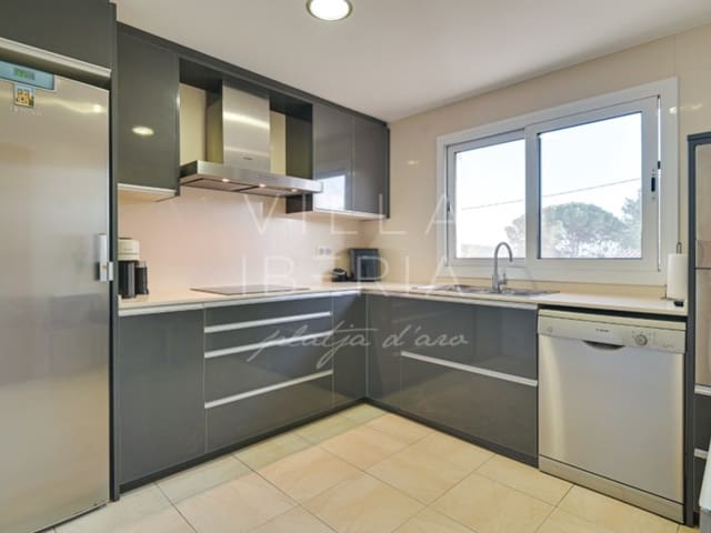 5 sovrum Villa till salu i Calonge i Sant Antoni med garage - 490 000 € (Ref: 8714602)