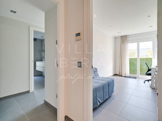 4 sypialnia Willa na sprzedaż w Santa Cristina d'Aro z garażem - 939 000 € (Ref: 8714603)