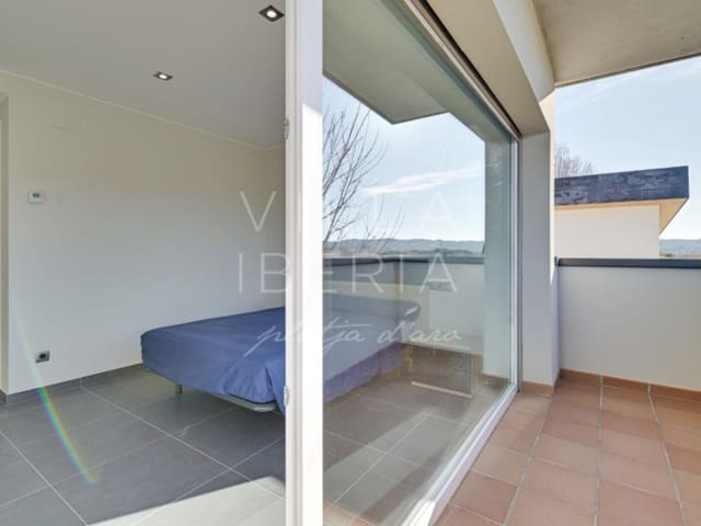 4 sypialnia Willa na sprzedaż w Santa Cristina d'Aro z garażem - 939 000 € (Ref: 8714603)