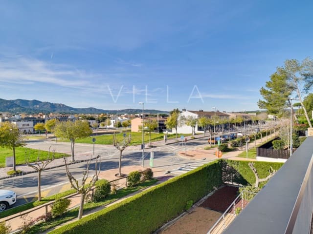 4 sypialnia Willa na sprzedaż w Santa Cristina d'Aro z garażem - 939 000 € (Ref: 8714603)