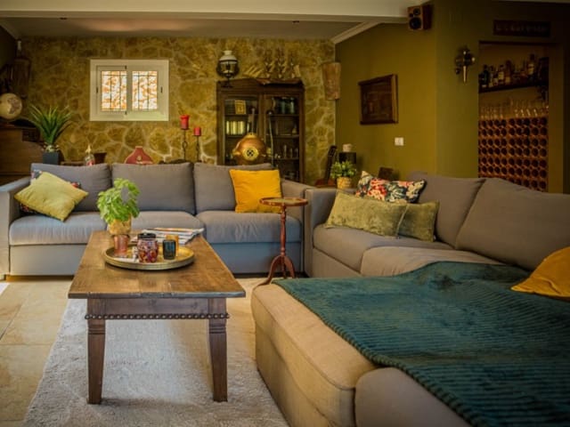 6 bedroom Villa for sale in Calonge i Sant Antoni with pool garage - € 698,000 (Ref: 8757956)