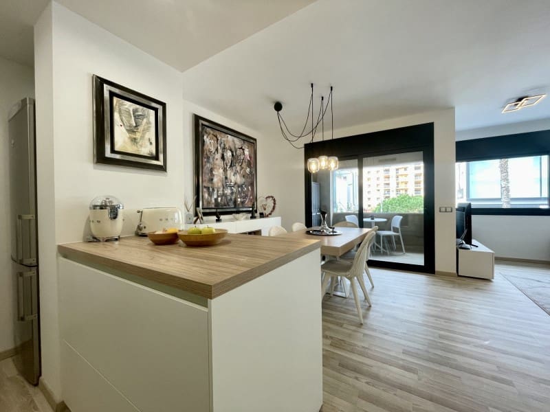 2 soveværelse Lejlighed til salg i Platja d'Aro med garage - € 390.000 (Ref: 8792874)