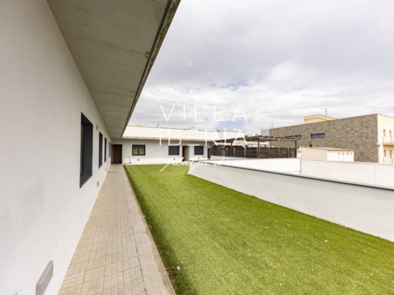 2 slaapkamer Appartement te koop in Platja d'Aro met garage - € 390.000 (Ref: 8792874)