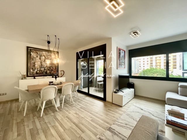 Apartamento de 2 habitaciones en Platja d'Aro, Castell-Platja d'Aro en venta con garaje - 390.000 € (Ref: 8792874)