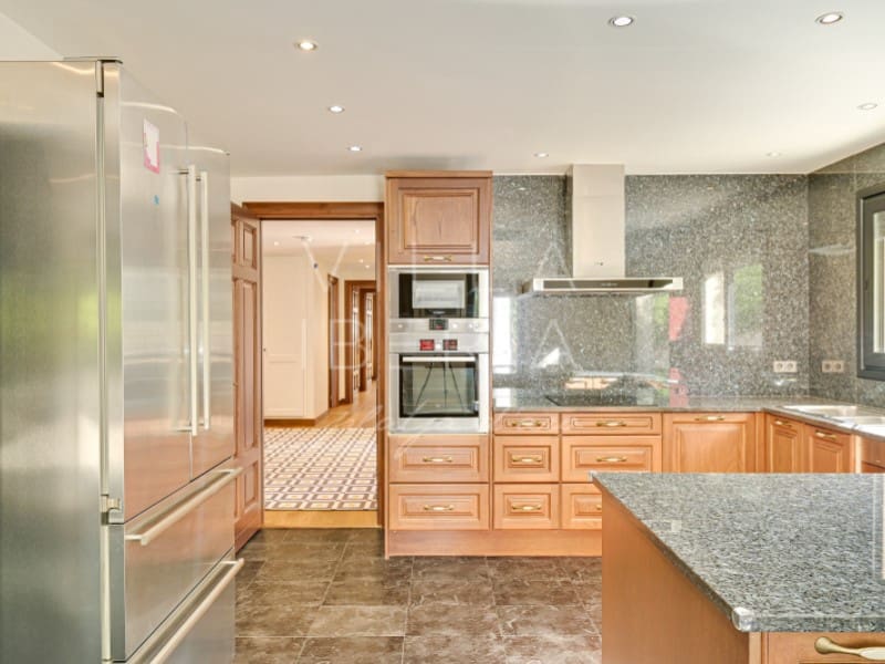 5 makuuhuone Huvila myytävänä paikassa Santa Cristina d'Aro mukana 
autotalli - 2 500 000 € (Ref: 8792875)