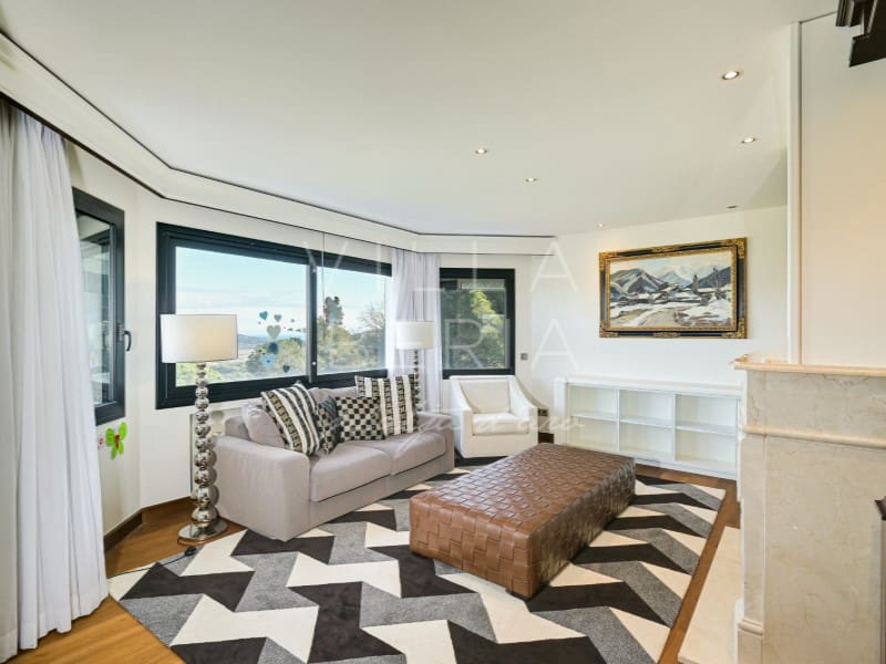 5 makuuhuone Huvila myytävänä paikassa Santa Cristina d'Aro mukana 
autotalli - 2 500 000 € (Ref: 8792875)