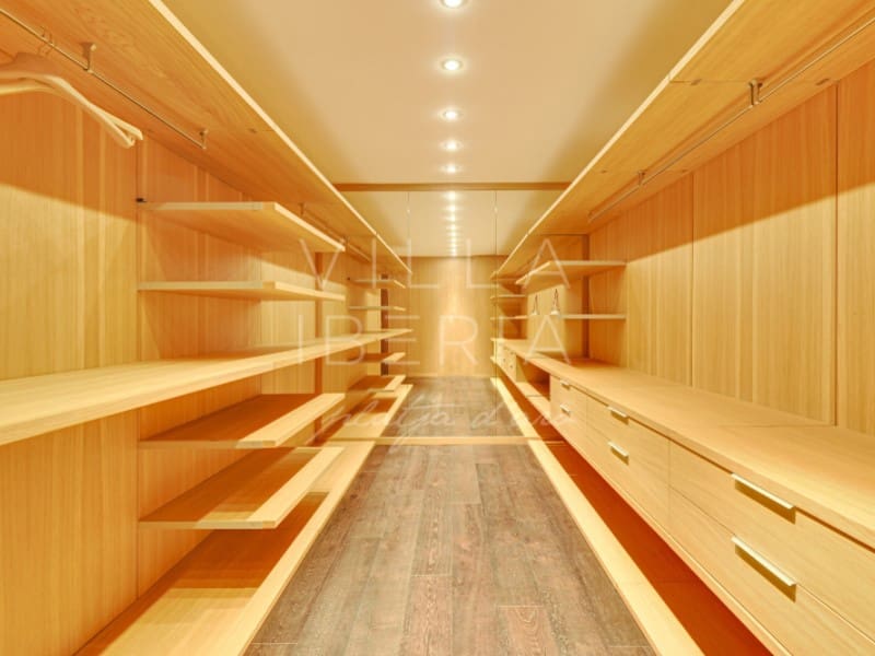 5 makuuhuone Huvila myytävänä paikassa Santa Cristina d'Aro mukana 
autotalli - 2 500 000 € (Ref: 8792875)