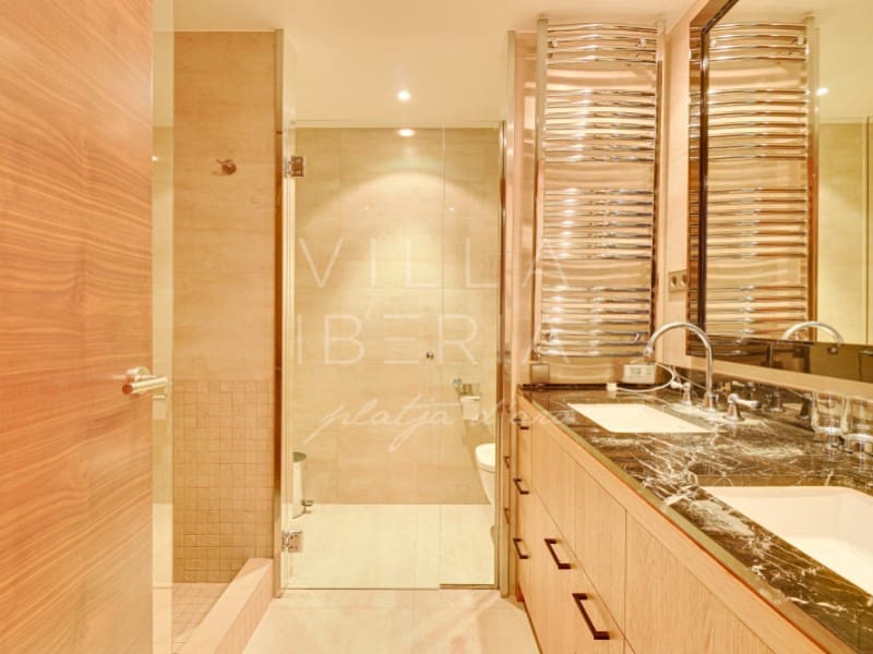 5 makuuhuone Huvila myytävänä paikassa Santa Cristina d'Aro mukana 
autotalli - 2 500 000 € (Ref: 8792875)