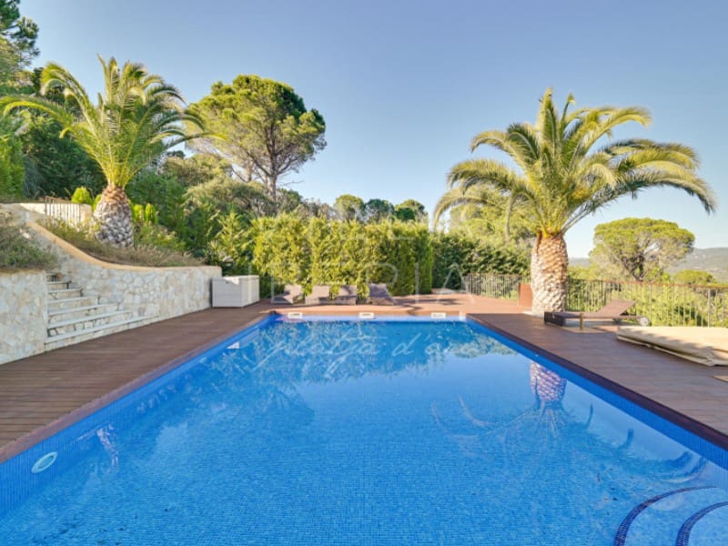 5 makuuhuone Huvila myytävänä paikassa Santa Cristina d'Aro mukana 
autotalli - 2 500 000 € (Ref: 8792875)