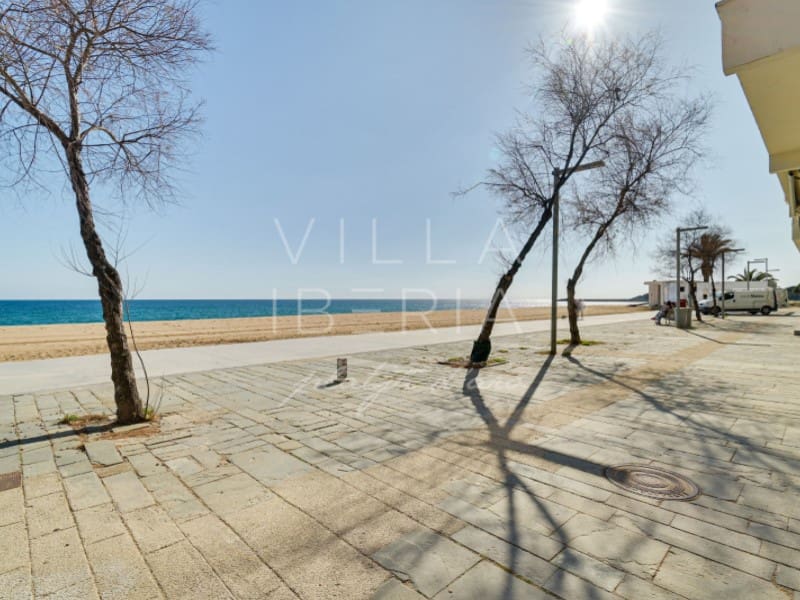 Erhverv til salg i Platja d'Aro - € 320.000 (Ref: 8802595)
