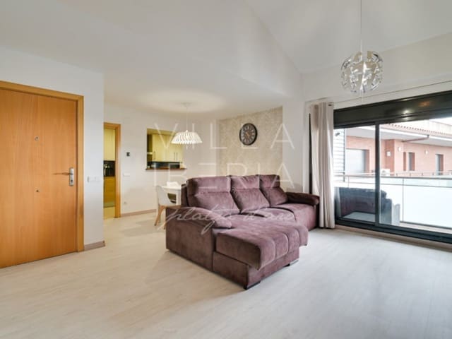 Apartamento de 4 habitaciones en Castell d'Aro, Castell-Platja d'Aro en venta con garaje - 365.000 € (Ref: 8857775)