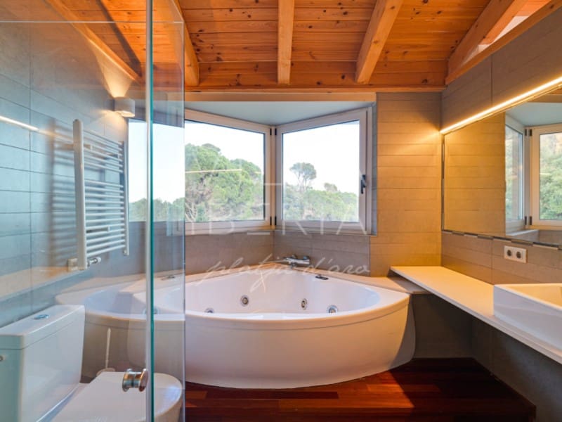 4 soveværelse Villa til salg i Sant Feliu de Guixols med swimmingpool garage - € 2.270.000 (Ref: 8859725)