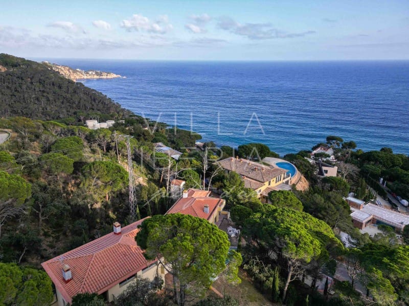 4 soveværelse Villa til salg i Sant Feliu de Guixols med swimmingpool garage - € 2.270.000 (Ref: 8859725)