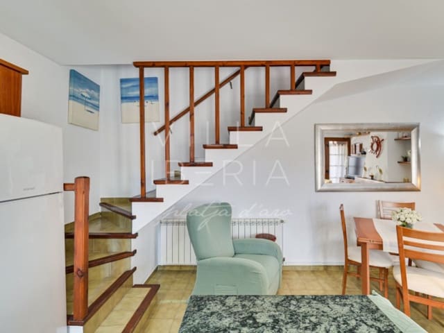 3 bedroom Villa for sale in Sant Feliu de Guíxols - € 370,000 (Ref: 8863095)