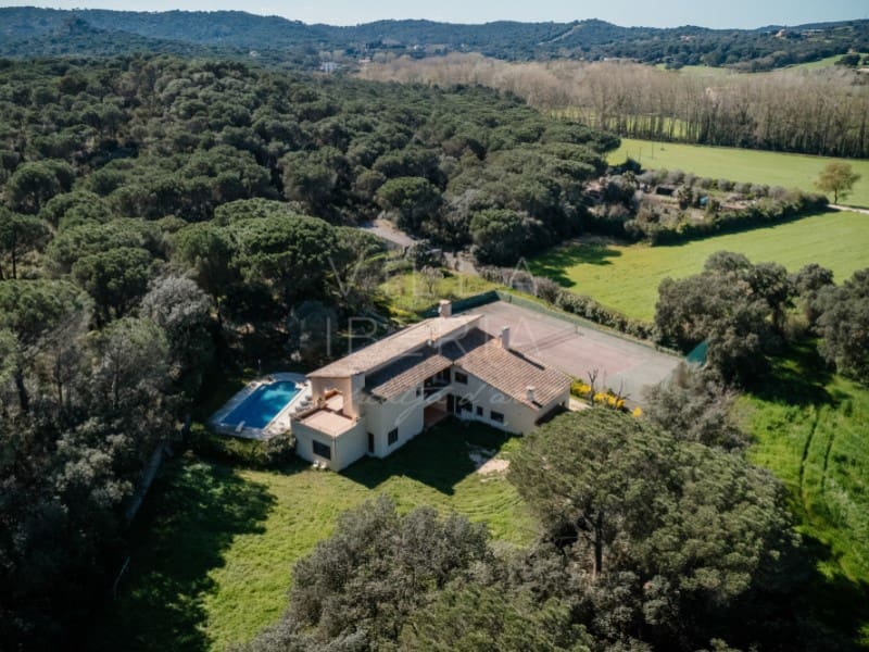 5 soveværelse Villa til salg i Santa Cristina d'Aro - € 1.400.000 (Ref: 8913366)