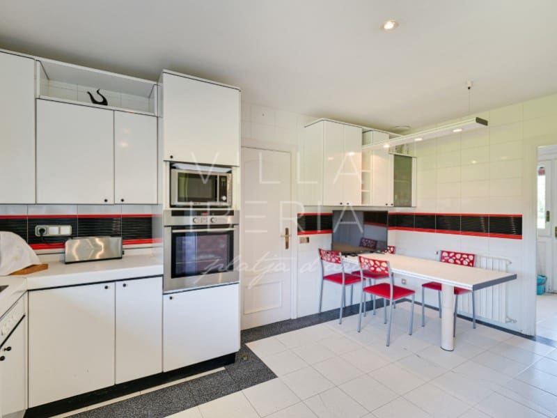 5 soveværelse Villa til salg i Santa Cristina d'Aro - € 1.400.000 (Ref: 8913366)