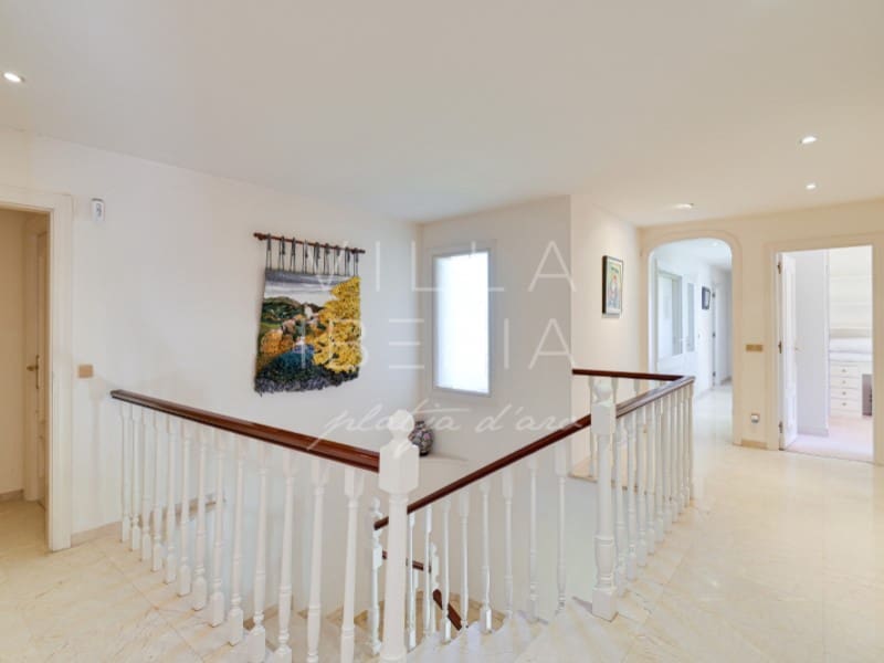 5 soveværelse Villa til salg i Santa Cristina d'Aro - € 1.400.000 (Ref: 8913366)