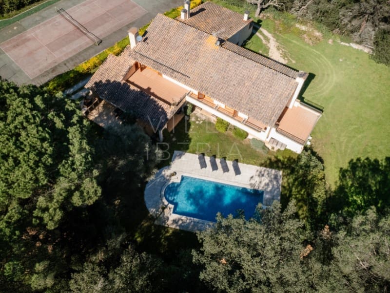 5 soveværelse Villa til salg i Santa Cristina d'Aro - € 1.400.000 (Ref: 8913366)