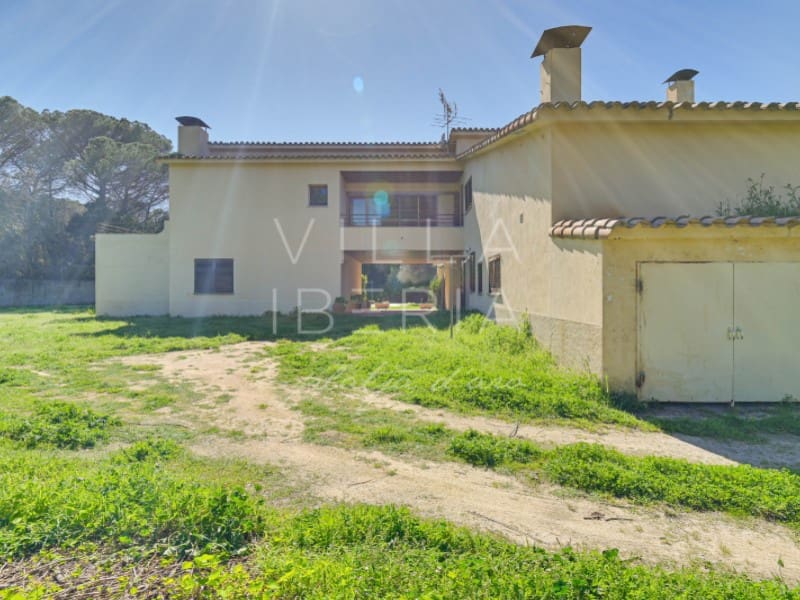 5 soveværelse Villa til salg i Santa Cristina d'Aro - € 1.400.000 (Ref: 8913366)
