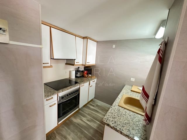 3 chambre Appartement à vendre à Platja d'Aro, Castell-Platja d'Aro avec garage - 450 000 € (Ref: 8926896)