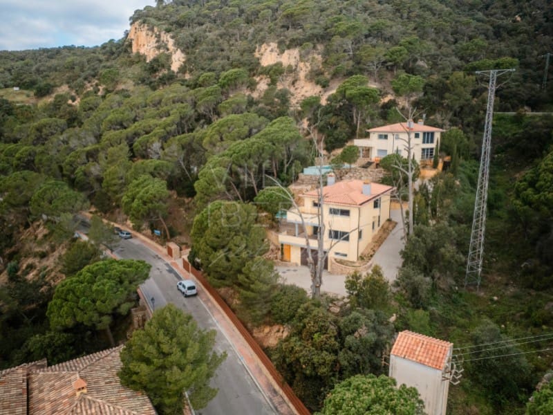 4 slaapkamer Villa te koop in Sant Feliu de Guixols met zwembad garage - € 1.970.000 (Ref: 8939061)