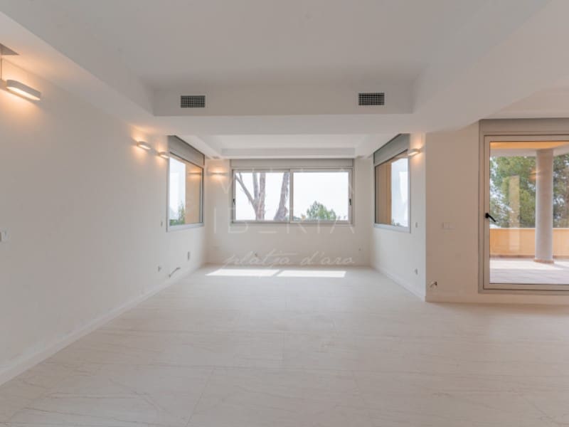 4 slaapkamer Villa te koop in Sant Feliu de Guixols met zwembad garage - € 1.970.000 (Ref: 8939061)