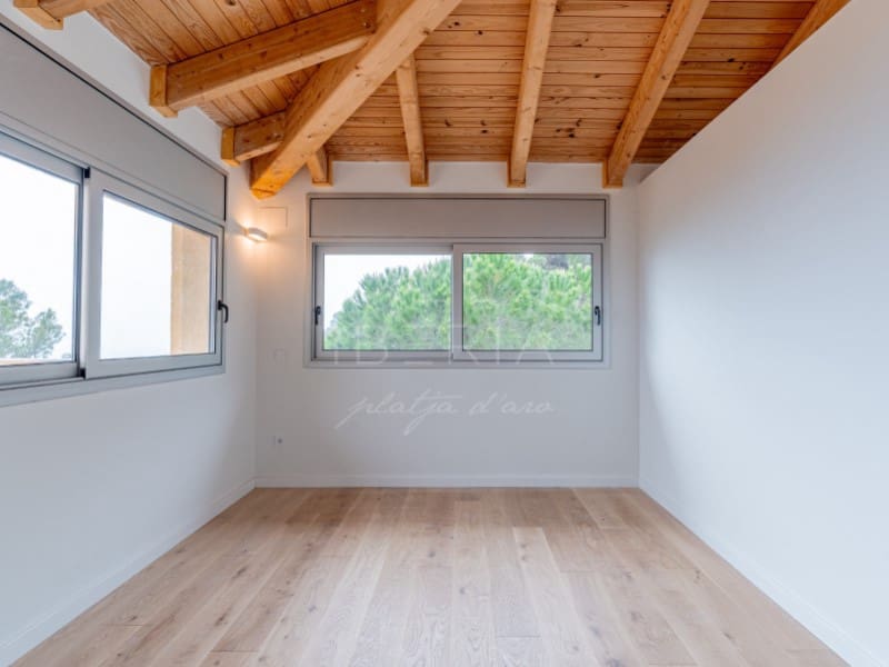 4 slaapkamer Villa te koop in Sant Feliu de Guixols met zwembad garage - € 1.970.000 (Ref: 8939061)