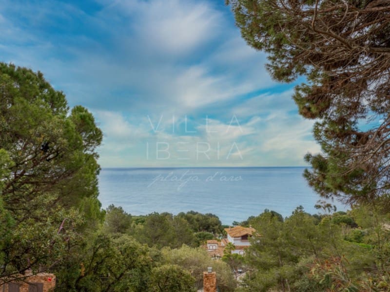 4 slaapkamer Villa te koop in Sant Feliu de Guixols met zwembad garage - € 1.970.000 (Ref: 8939061)