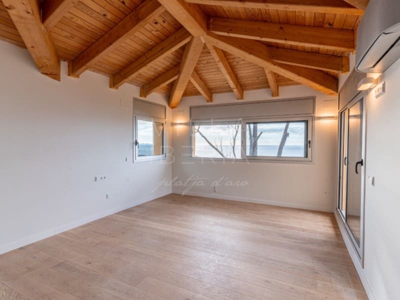 4 slaapkamer Villa te koop in Sant Feliu de Guixols met zwembad garage - € 1.970.000 (Ref: 8939061)