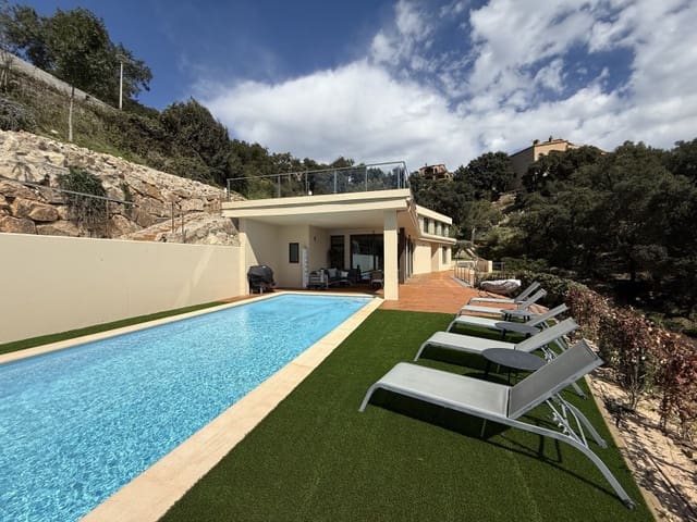 5 quarto Moradia para venda em Platja d'Aro, Castell-Platja d'Aro com piscina garagem - 1 750 000 € (Ref: 8947462)