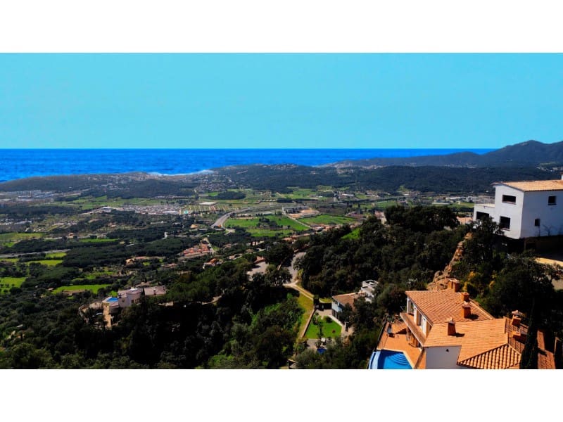 5 bedroom Villa for sale in Platja d'Aro with pool garage - € 1,750,000 (Ref: 8947462)