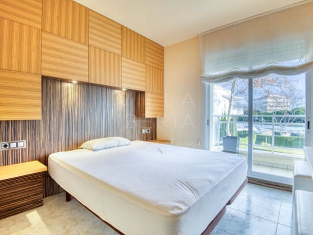 3 sypialnia Apartament na sprzedaż w Platja d'Aro, Castell-Platja d'Aro z garażem - 498 000 € (Ref: 8950873)