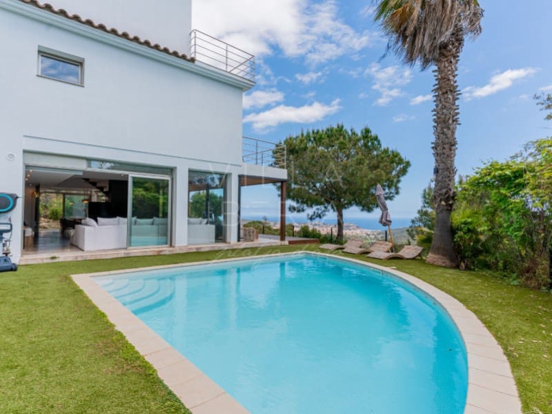 5 soveværelse Villa til salg i Sant Feliu de Guixols med swimmingpool - € 1.295.000 (Ref: 8962054)
