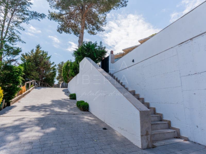 5 soveværelse Villa til salg i Sant Feliu de Guixols med swimmingpool - € 1.295.000 (Ref: 8962054)