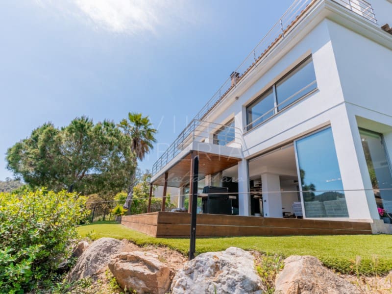 5 soveværelse Villa til salg i Sant Feliu de Guixols med swimmingpool - € 1.295.000 (Ref: 8962054)